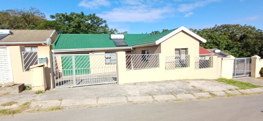 7 Bedroom Property for Sale in Haven Hills Eastern Cape